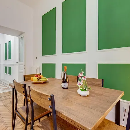 Clodio Luxury Apartman *